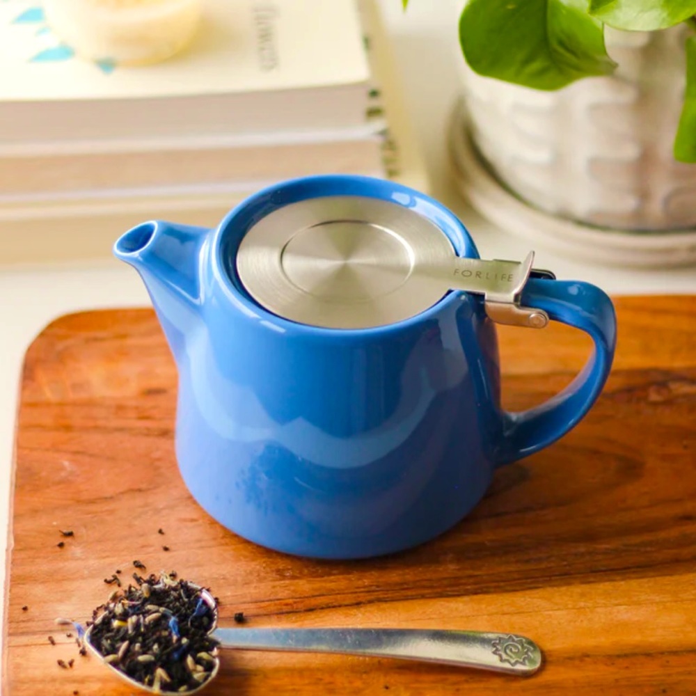 Perfect Hot Tea Teapot NEW